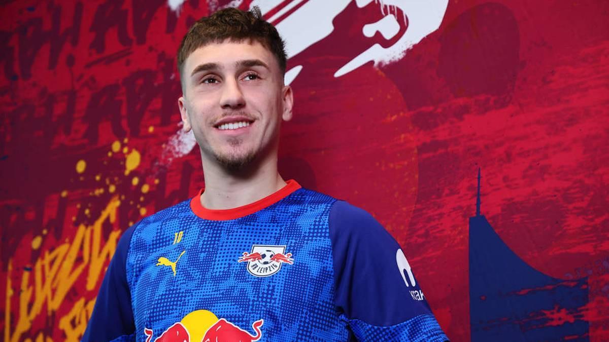 开云体育下载-格鲁达：不想参加世界杯是说谎，我会努力进入德国大名单